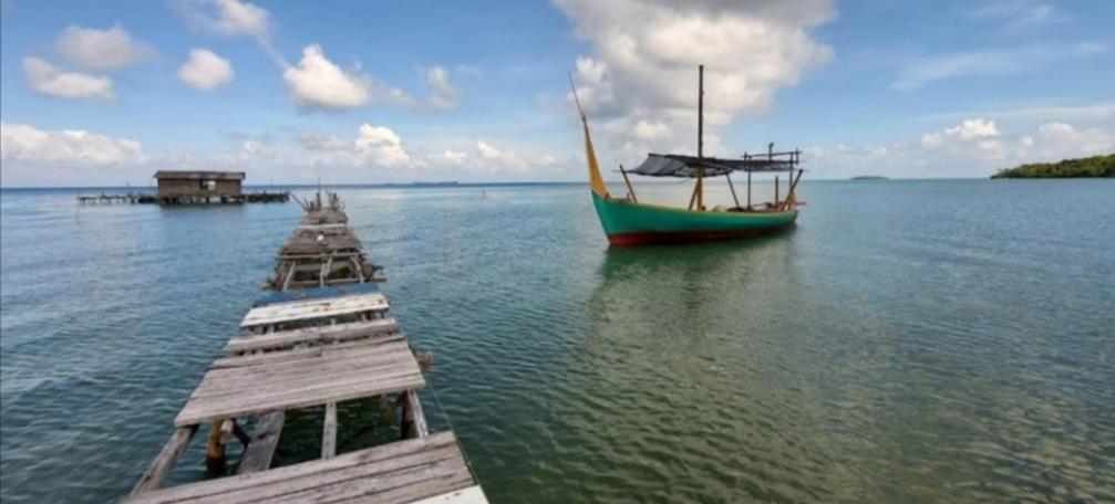 Latansa Inn Karimunjawa Ngoại thất bức ảnh